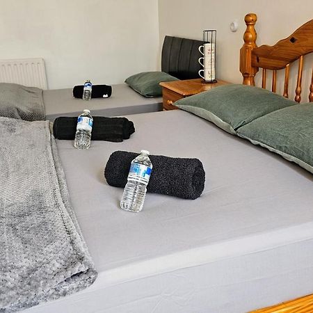 Affordable Private Rooms In Wembley Лондон Екстериор снимка